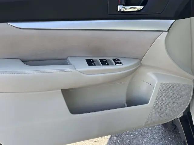 2014 Subaru Outback 2.5i