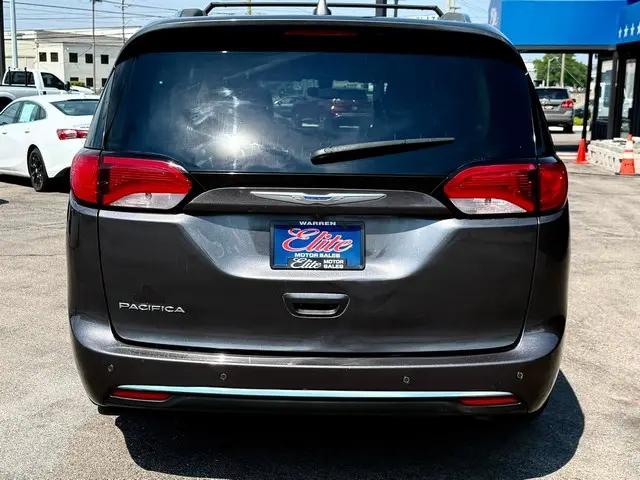 2018 Chrysler Pacifica Touring L Plus