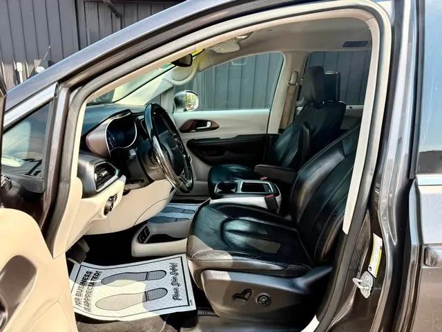 2018 Chrysler Pacifica Touring L Plus