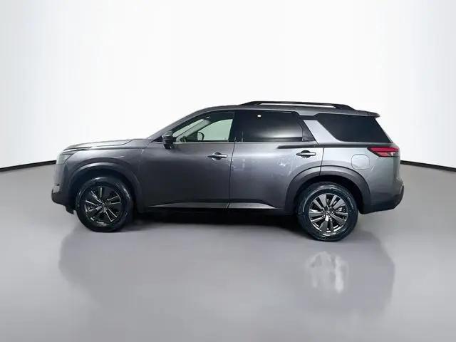 2025 Nissan Pathfinder SV FWD