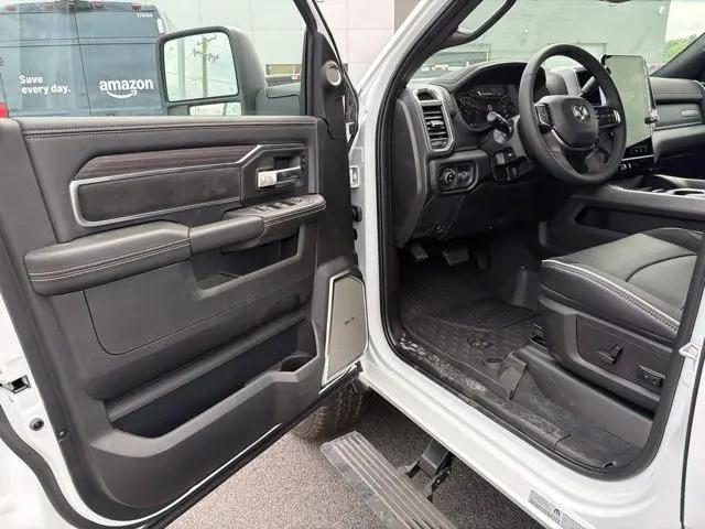 2026 Ram 2500 Laramie Crew Cab 4x4 64 Box