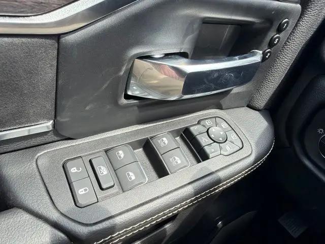 2026 Ram 2500 Laramie Crew Cab 4x4 64 Box