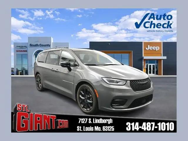 2025 Chrysler Pacifica Limited for sale in St. Louis, MO