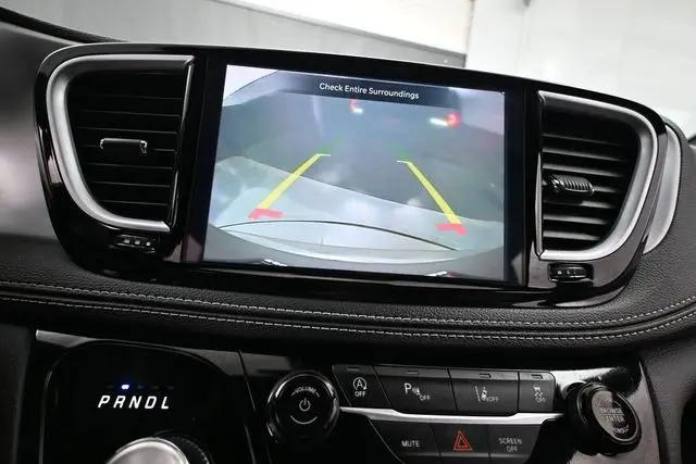 2025 Chrysler Pacifica Limited