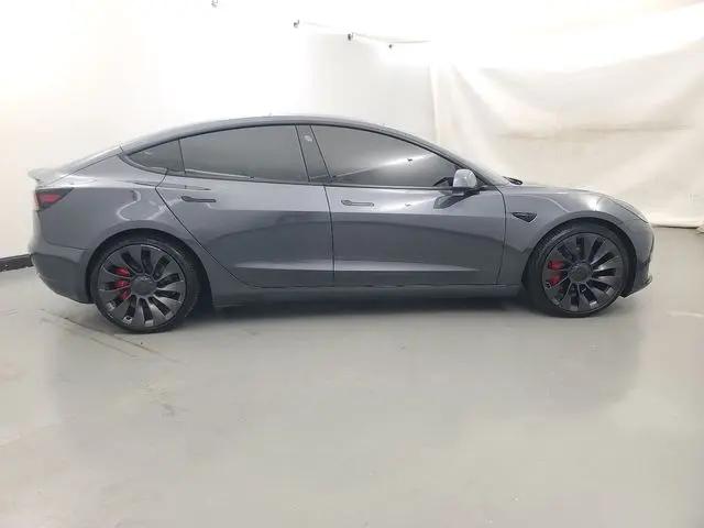 2021 Tesla Model 3 Performance