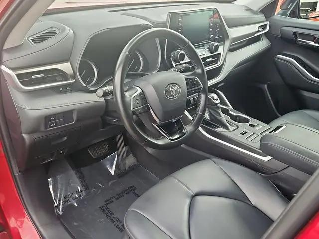 2021 Toyota Highlander XLE