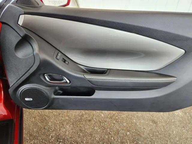 2015 Chevrolet Camaro 2LT