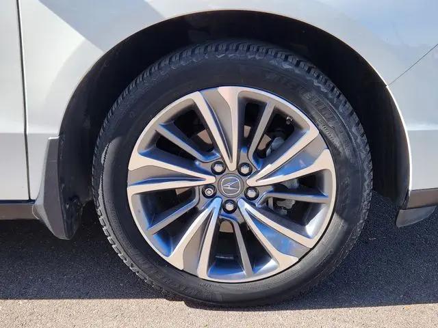 2017 Acura MDX w/Technology Package