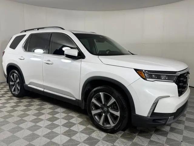 2025 Honda Pilot Touring