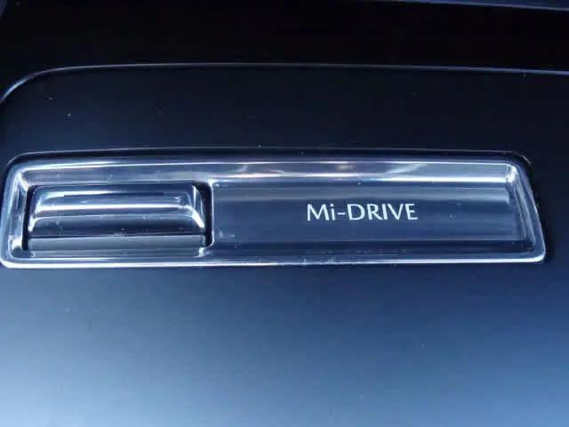 2024 Mazda X-90 3.3 Turbo Select