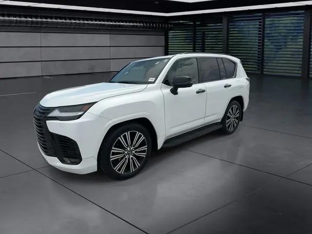 2025 Lexus LX Luxury