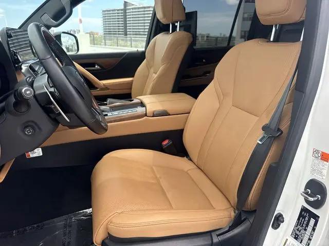 2025 Lexus LX Luxury