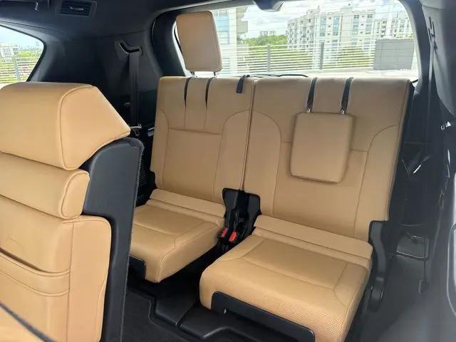 2025 Lexus LX Luxury