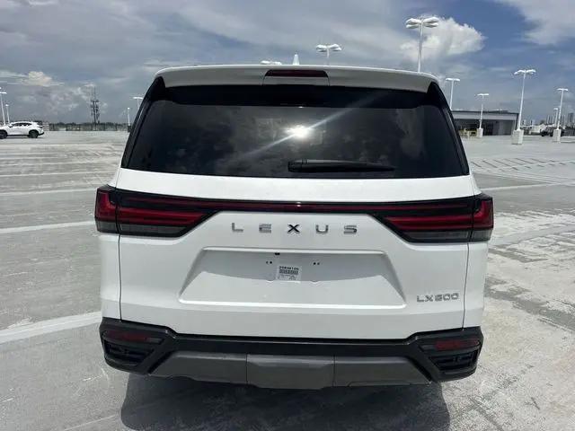 2025 Lexus LX Luxury