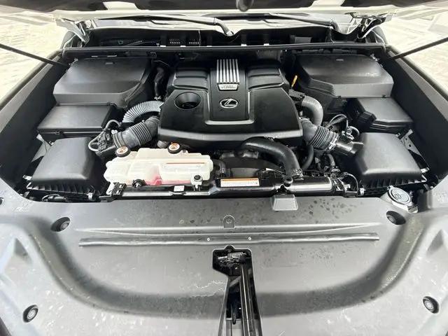 2025 Lexus LX Luxury