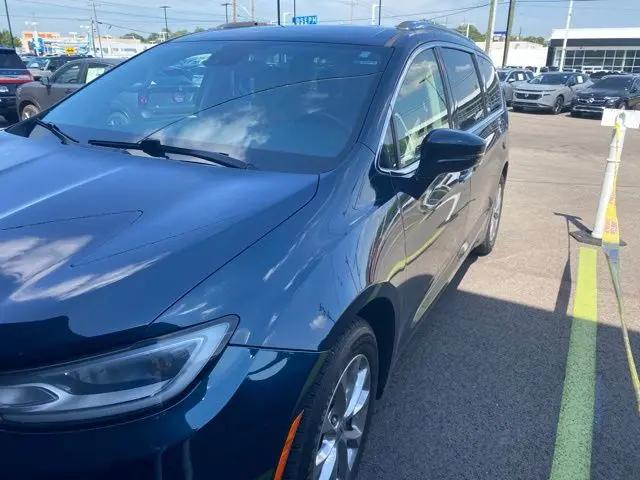 2021 Chrysler Pacifica Touring L for sale near Cincinnati, OH
