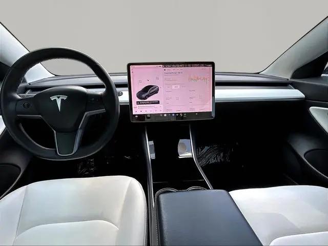 2019 Tesla Model 3 Mid Range