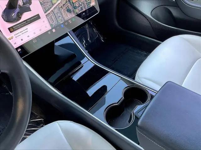 2019 Tesla Model 3 Mid Range