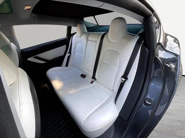 2019 Tesla Model 3 Mid Range