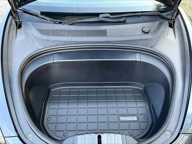 2019 Tesla Model 3 Mid Range