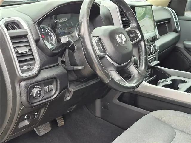 2019 Ram 1500 Big Horn/Lone Star Crew Cab 4x4 57 Box