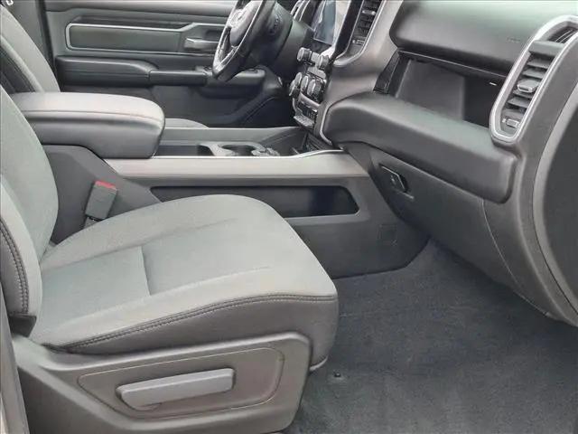 2019 Ram 1500 Big Horn/Lone Star Crew Cab 4x4 57 Box