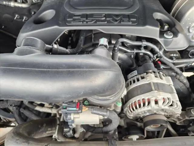 2019 Ram 1500 Big Horn/Lone Star Crew Cab 4x4 57 Box