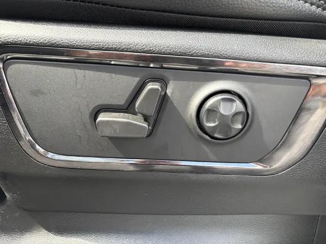 2022 Ram 1500 Limited Crew Cab 4x4 57 Box