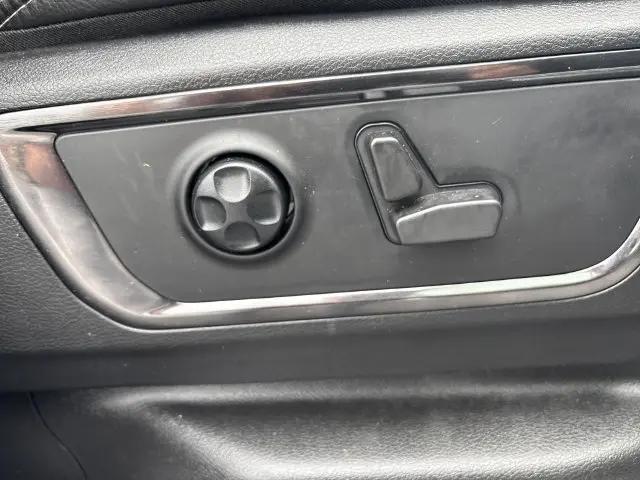 2022 Ram 1500 Limited Crew Cab 4x4 57 Box