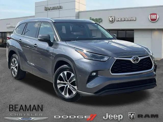 2021 Toyota Highlander XLE for sale in Murfreesboro, TN