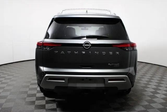 2024 Nissan Pathfinder Platinum 4WD