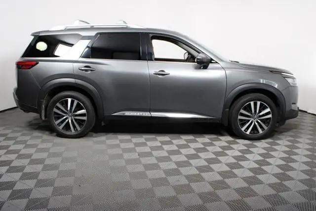 2024 Nissan Pathfinder Platinum 4WD