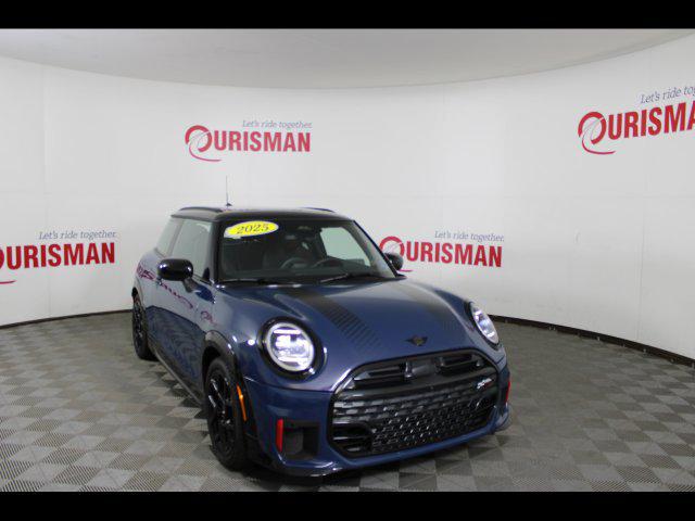 2025 MINI Hardtop JCW