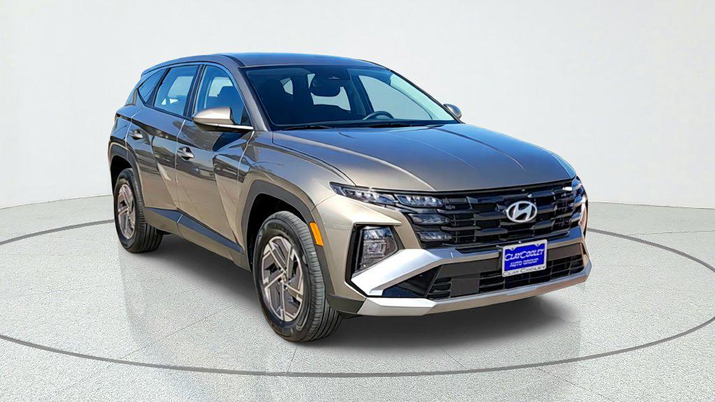 2026 Hyundai Tucson Hybrid Blue SE