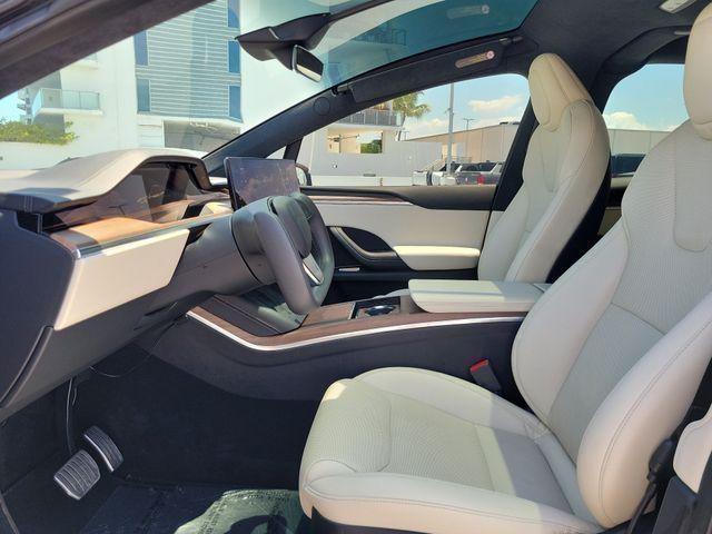 2023 Tesla Model X Standard Range