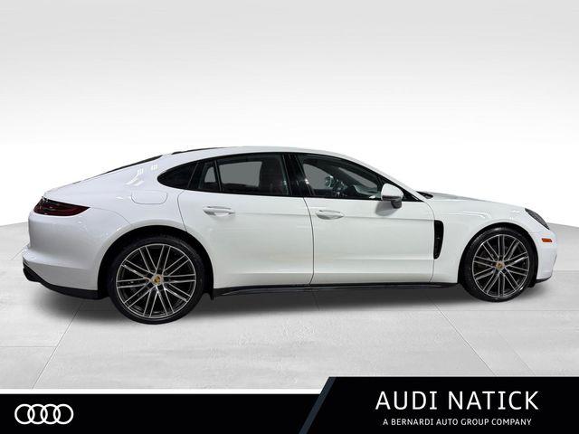 2018 Porsche Panamera 4
