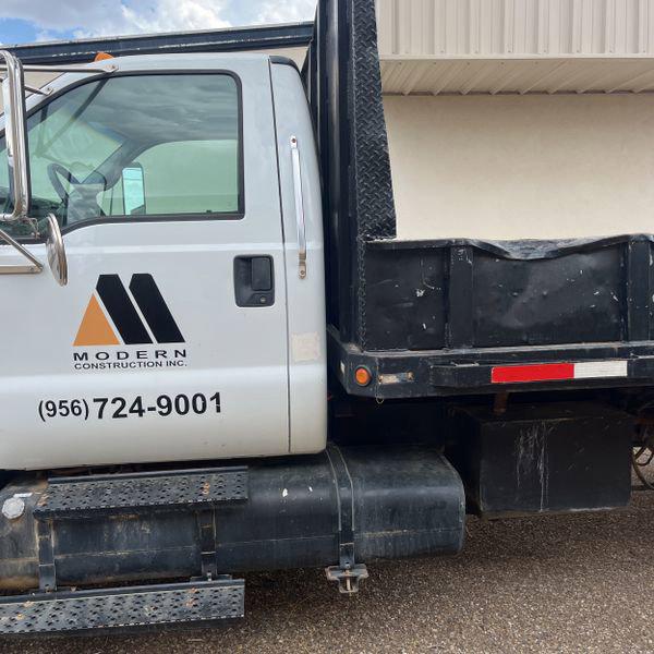 2008 Ford F-650 Straight Frame DRW
