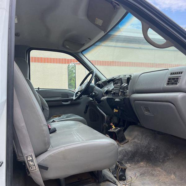 2008 Ford F-650 Straight Frame DRW