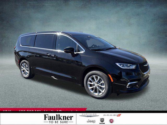 2026 Chrysler Pacifica Select AWD for sale in Mechanicsburg, PA