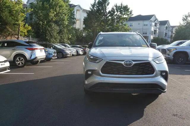 2022 Toyota Highlander Hybrid XLE for sale in Alexandria, VA