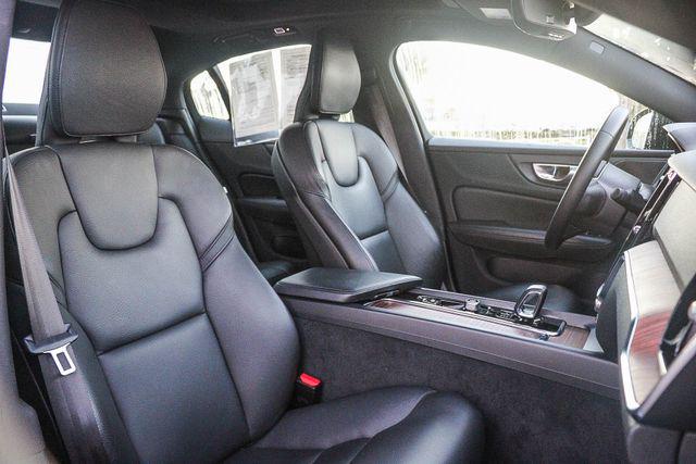 2023 Volvo S60 B5 Plus Black Edition