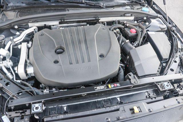 2023 Volvo S60 B5 Plus Black Edition