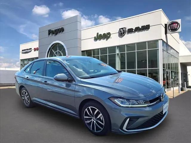 2025 Volkswagen Jetta 1.5T SE for sale in Powderly, KY
