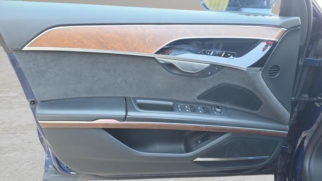 2021 Audi A8 L 55 TFSI quattro Tiptronic