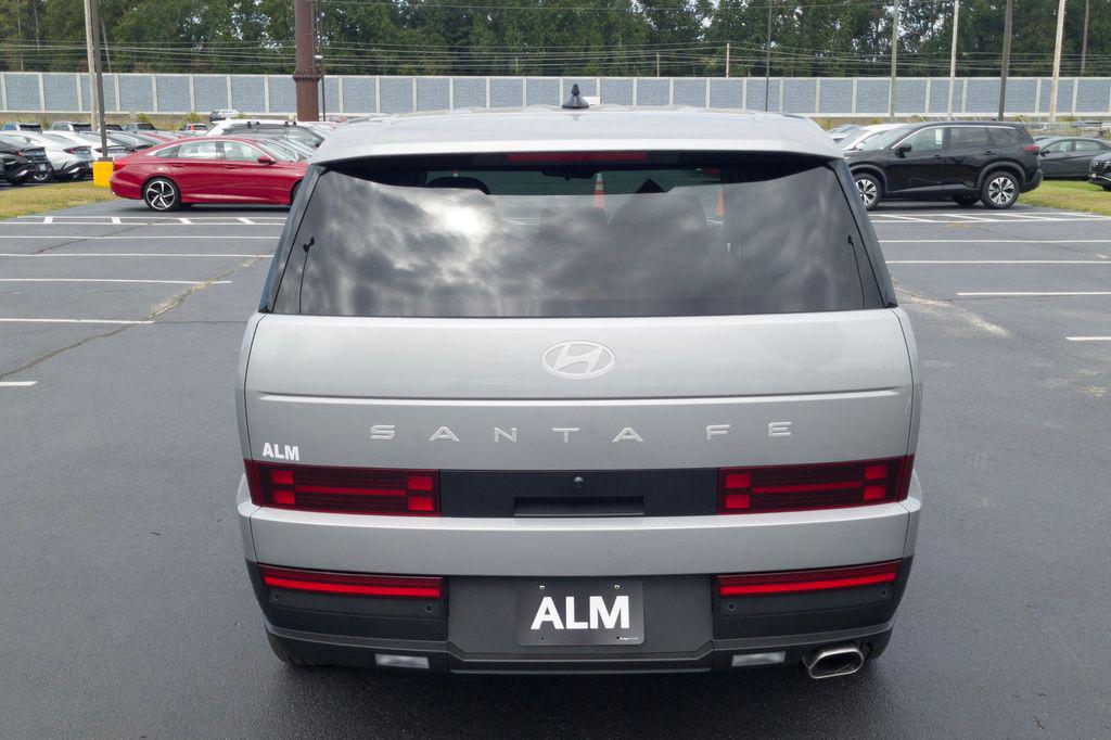 New 2027 Silver Hyundai SE FWD image 6