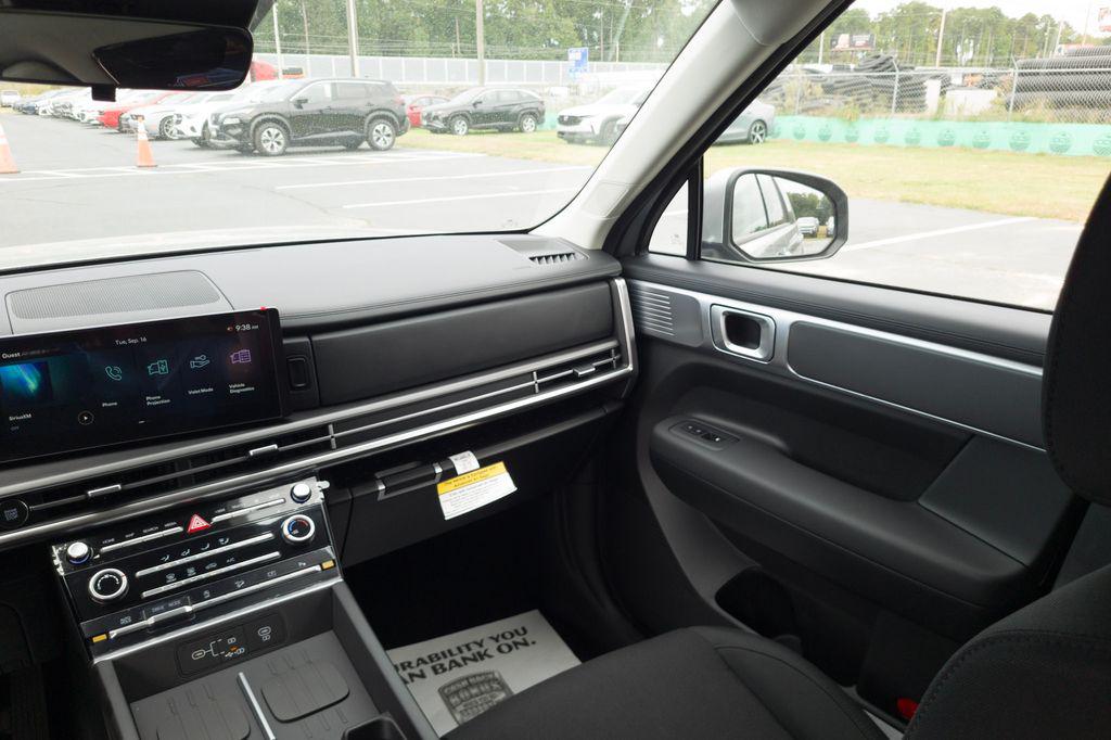 New 2027 Silver Hyundai SE FWD image 17