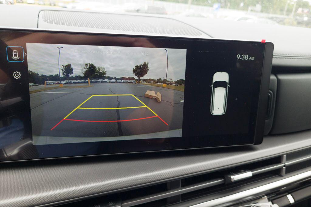 New 2027 Silver Hyundai SE FWD image 23