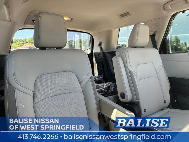 2026 Nissan Pathfinder SL