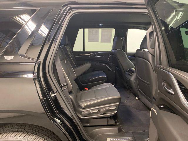 2022 Cadillac Escalade 4WD Sport