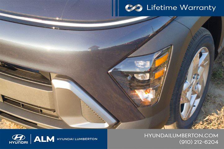 New 2026 Denim Blue Pearl Hyundai SE FWD image 9
